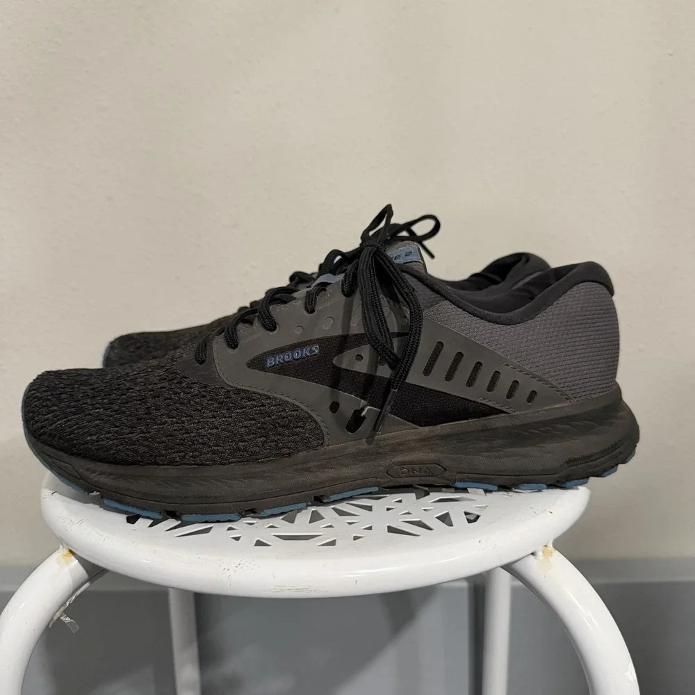 Brooks Range 2 Mens Size 10 Grey Blue Athletic Running Walking Shoes Sneakers